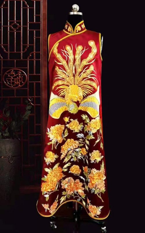 61104 Handmade embroidery Chinese Chi-pao( Cheongsam) red 61104 Handmade embroidery Chinese Chi-pao( Cheongsam) red